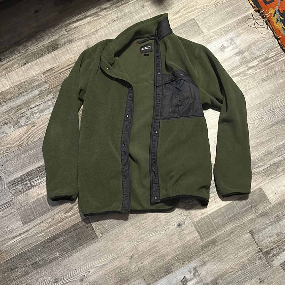 COPY - Mountain Standard Fleece Size Large